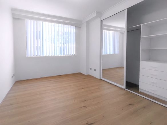 duCHATEAU | Real Estate | Surry Hills - 156 Chalmers Street - Surry Hills