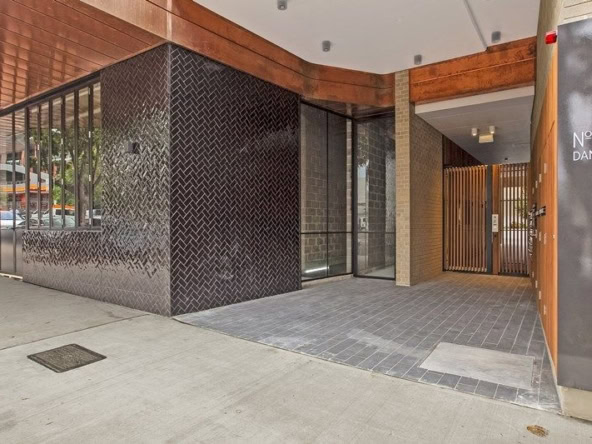 duCHATEAU | Real Estate | Surry Hills - 17 Danks Street - Waterloo