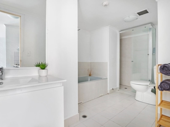 duCHATEAU | Real Estate | Surry Hills - 220 Goulburn Street - Surry Hills