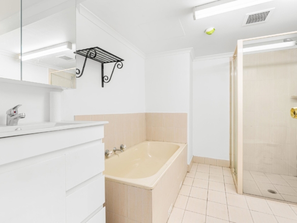 duCHATEAU | Real Estate | Surry Hills - 220 Goulburn Street - Surry Hills