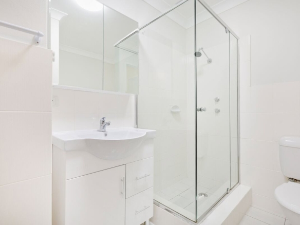 duCHATEAU | Real Estate | Surry Hills - 292-296 Chalmers Street - Redfern