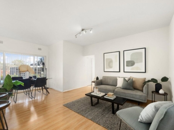 duCHATEAU | Real Estate | Surry Hills - 589 Old South Head Road - Rose bay