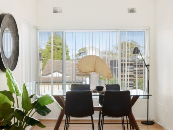 duCHATEAU | Real Estate | Surry Hills - 589 Old South Head Road - Rose bay