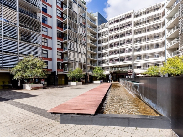 duCHATEAU | Real Estate | Surry Hills - 62 Mountain Street - Ultimo