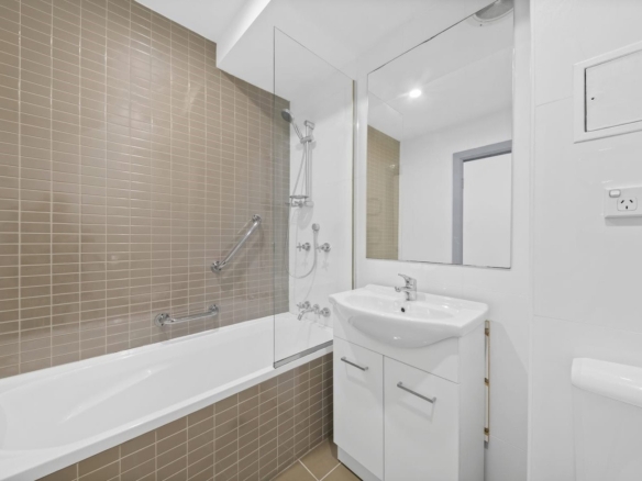 duCHATEAU | Real Estate | Surry Hills - 80 Cook Road - Centennial Park