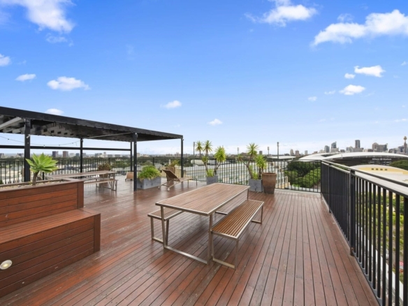 duCHATEAU | Real Estate | Surry Hills - 80 Cook Road - Centennial Park