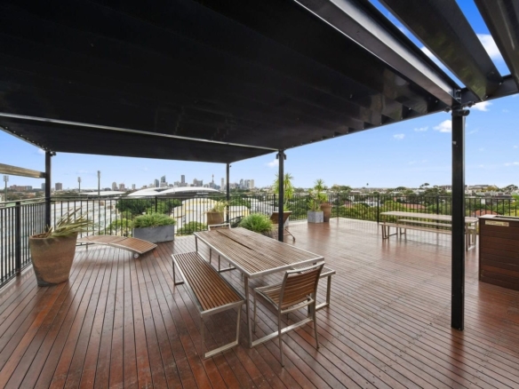 duCHATEAU | Real Estate | Surry Hills - 80 Cook Road - Centennial Park