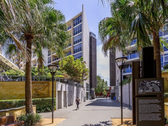 duCHATEAU | Real Estate | Surry Hills - 806 Bourke St - Waterloo