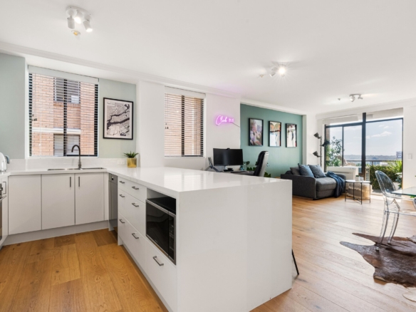 duCHATEAU | Real Estate | Surry Hills - 18-32 Oxford Street - Surry Hills
