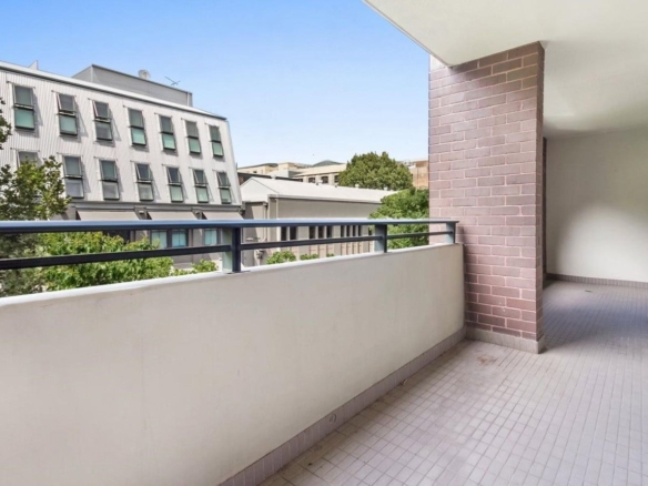 duCHATEAU | Real Estate | Surry Hills - 16-20 Smail Street - Ultimo