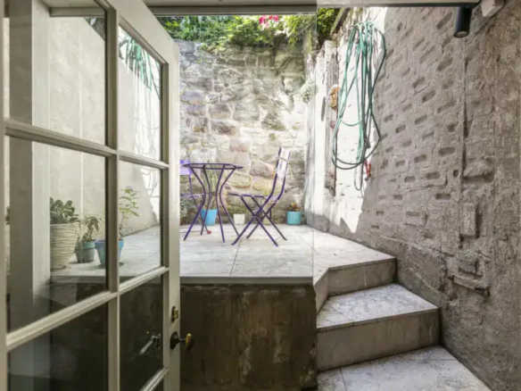 duCHATEAU | Real Estate | Surry Hills - 15 Rose Terrace. - Paddington