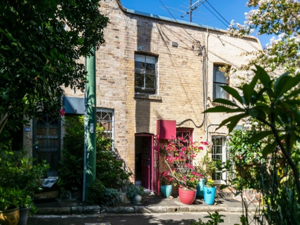 duCHATEAU | Real Estate | Surry Hills - 15 Rose Terrace. - Paddington
