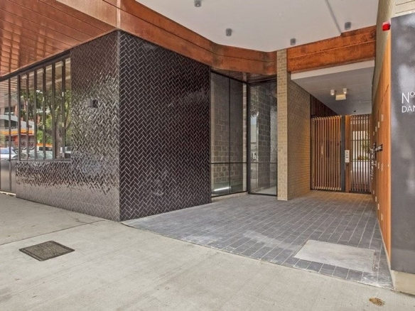 duCHATEAU | Real Estate | Surry Hills - 17 Danks Street - Waterloo