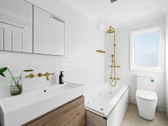 duCHATEAU | Real Estate | Surry Hills - 164 Hastings Parade - North Bondi