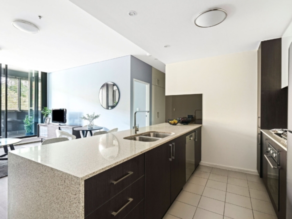 duCHATEAU | Real Estate | Surry Hills - 5 O'Dea Avenue - Zetland