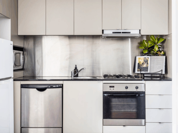 duCHATEAU | Real Estate | Surry Hills - 3 Queen Street - Rosebery