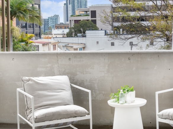 duCHATEAU | Real Estate | Surry Hills - 38 Waterloo Street - Surry Hills