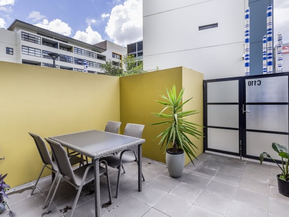 duCHATEAU | Real Estate | Surry Hills - 2 Mandible St - Alexandria