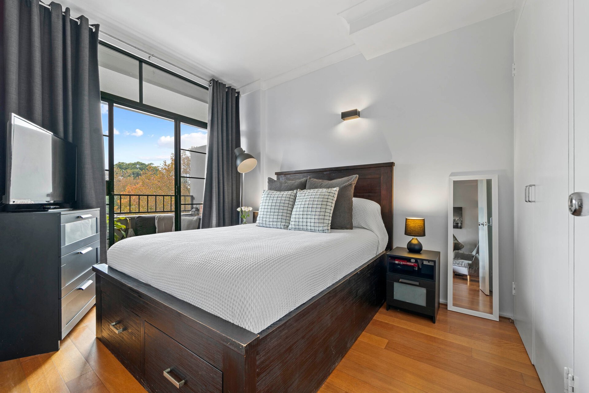 duCHATEAU | Real Estate | Surry Hills - 82 Cooper Street - Surry Hills