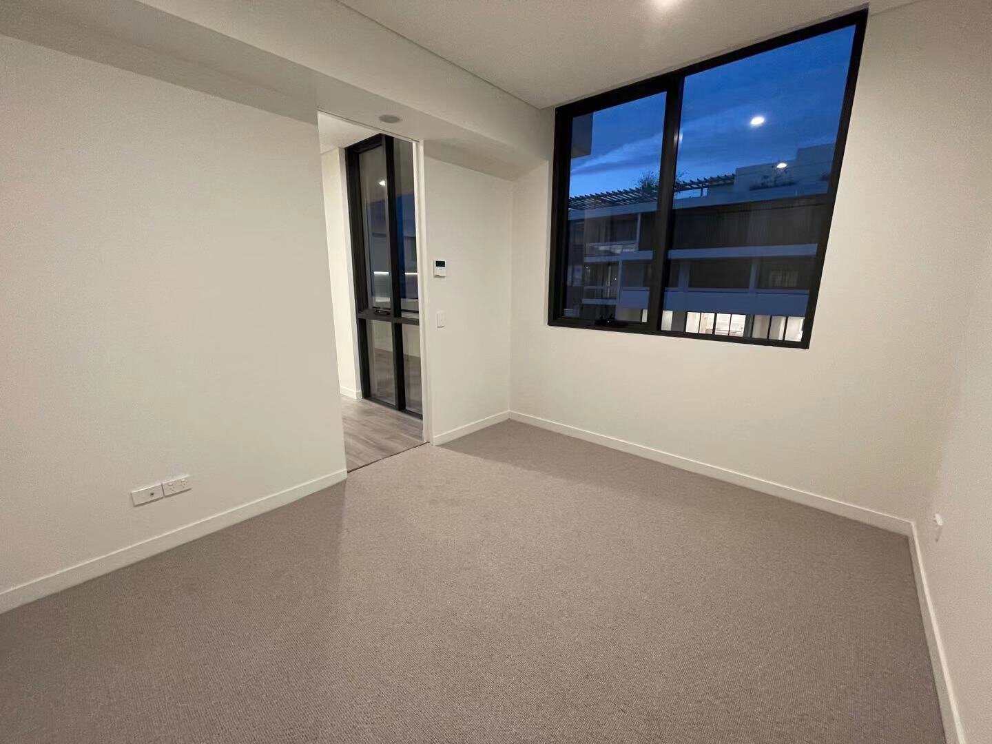 duCHATEAU | Real Estate | Surry Hills - 1 Kingfisher Street - Lidcombe