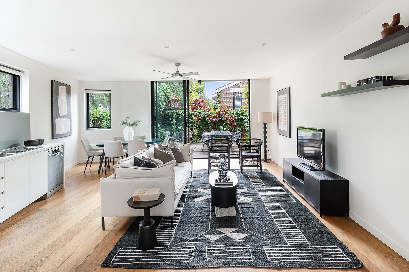 duCHATEAU | Real Estate | Surry Hills - 15-25 Edgar Street - Tempe