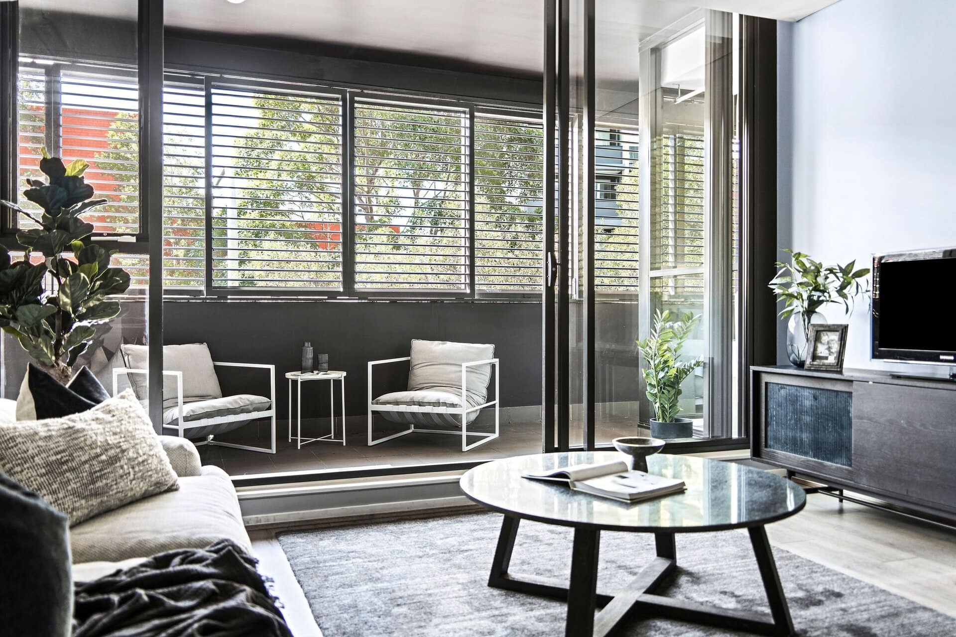 duCHATEAU | Real Estate | Surry Hills - 5 O'Dea Avenue - Zetland