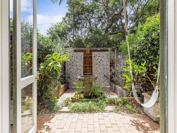 duCHATEAU | Real Estate | Surry Hills - 54 Myrtle Street - Chippendale