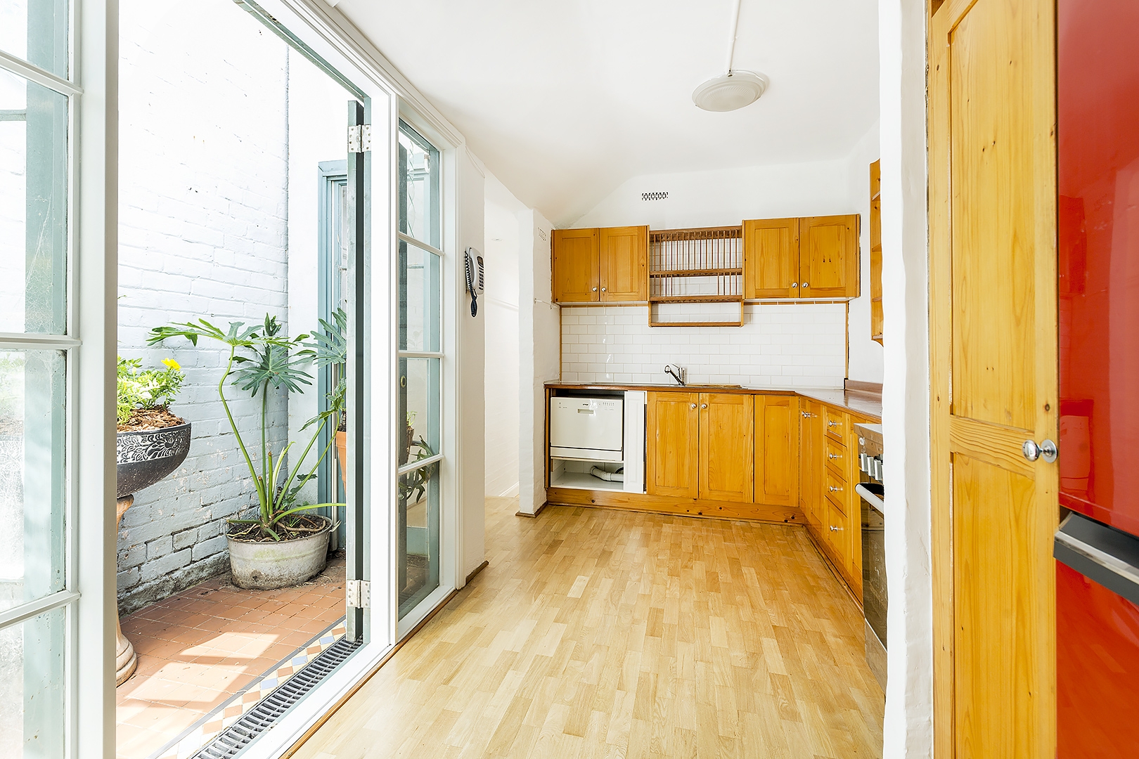 duCHATEAU | Real Estate | Surry Hills - 54 Myrtle Street - Chippendale