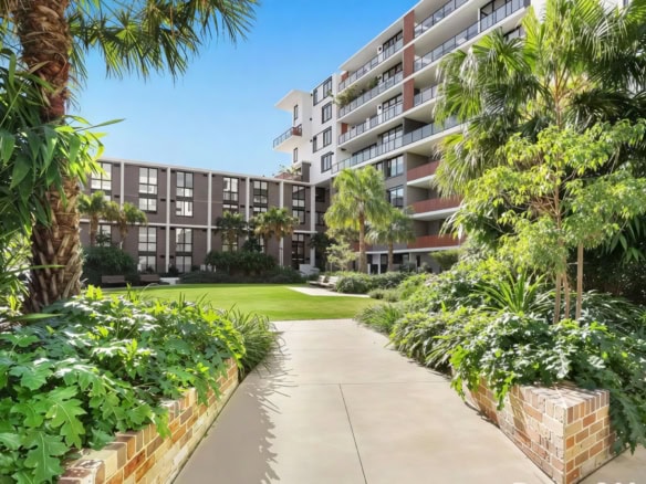 duCHATEAU | Real Estate | Surry Hills - 50 Pemberton Street - Botany