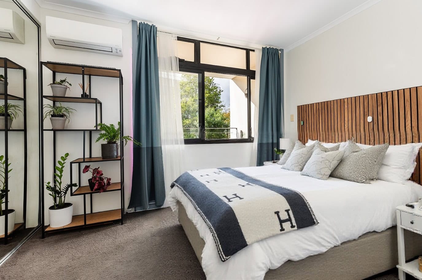 duCHATEAU | Real Estate | Surry Hills - 3-13 Erskineville Road - Newtown