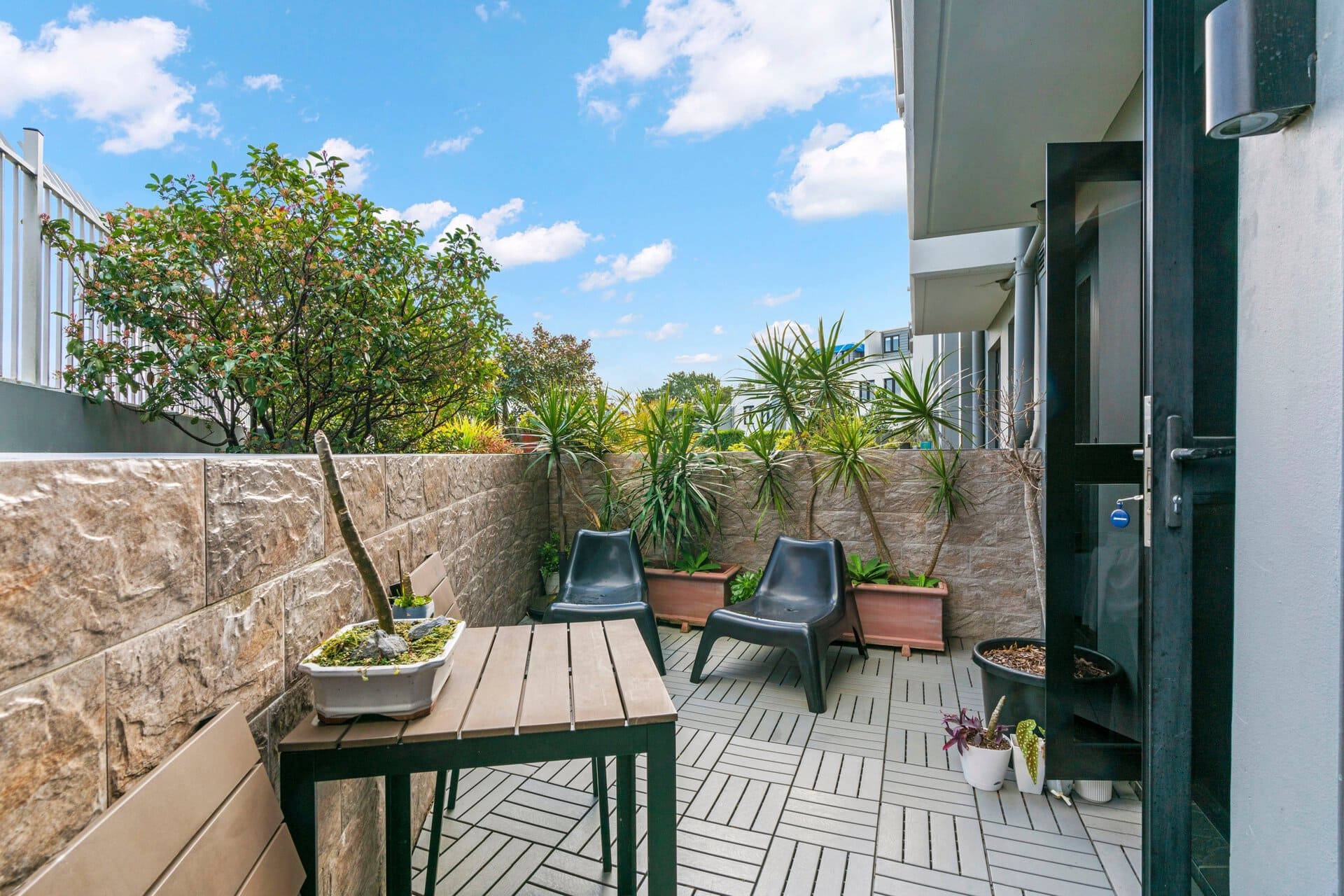 duCHATEAU | Real Estate | Surry Hills - 6-8 Albert Street - Newtown