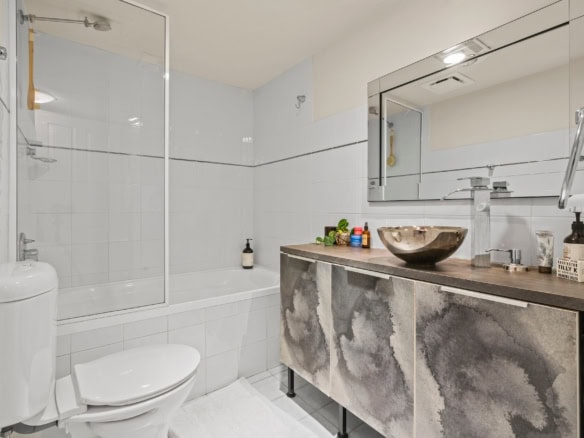 duCHATEAU | Real Estate | Surry Hills - 6-8 Albert Street - Newtown