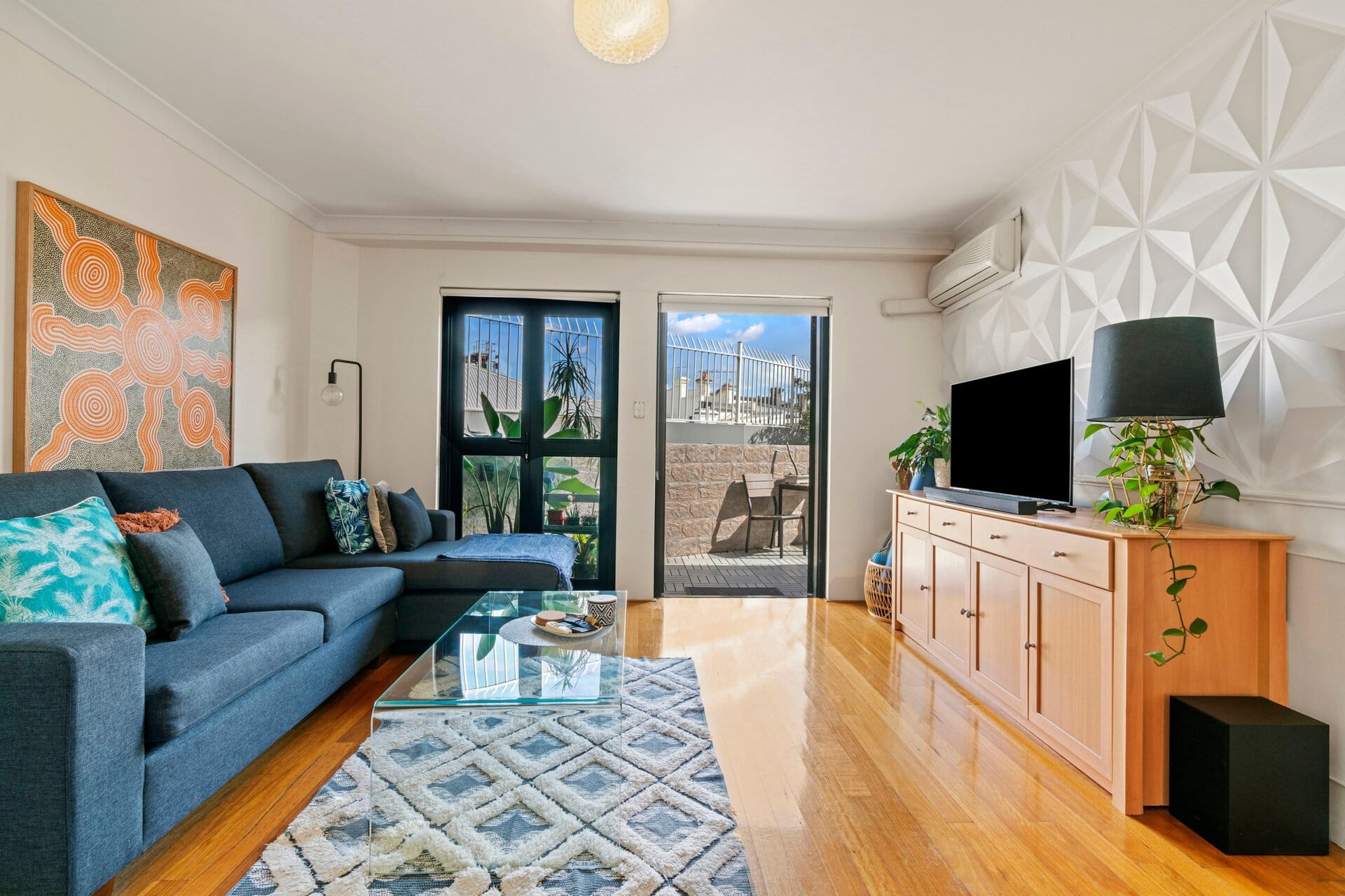 duCHATEAU | Real Estate | Surry Hills - 6-8 Albert Street - Newtown