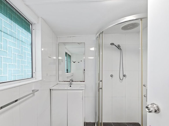 duCHATEAU | Real Estate | Surry Hills - 12 Batman Lane - Surry Hills