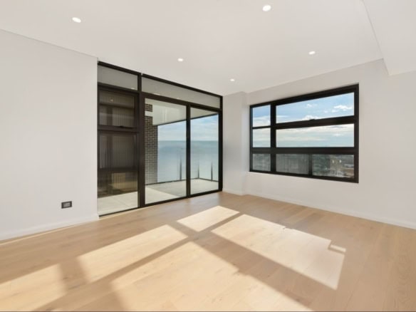 duCHATEAU | Real Estate | Surry Hills - 305 Trafalgar Street - Petersham