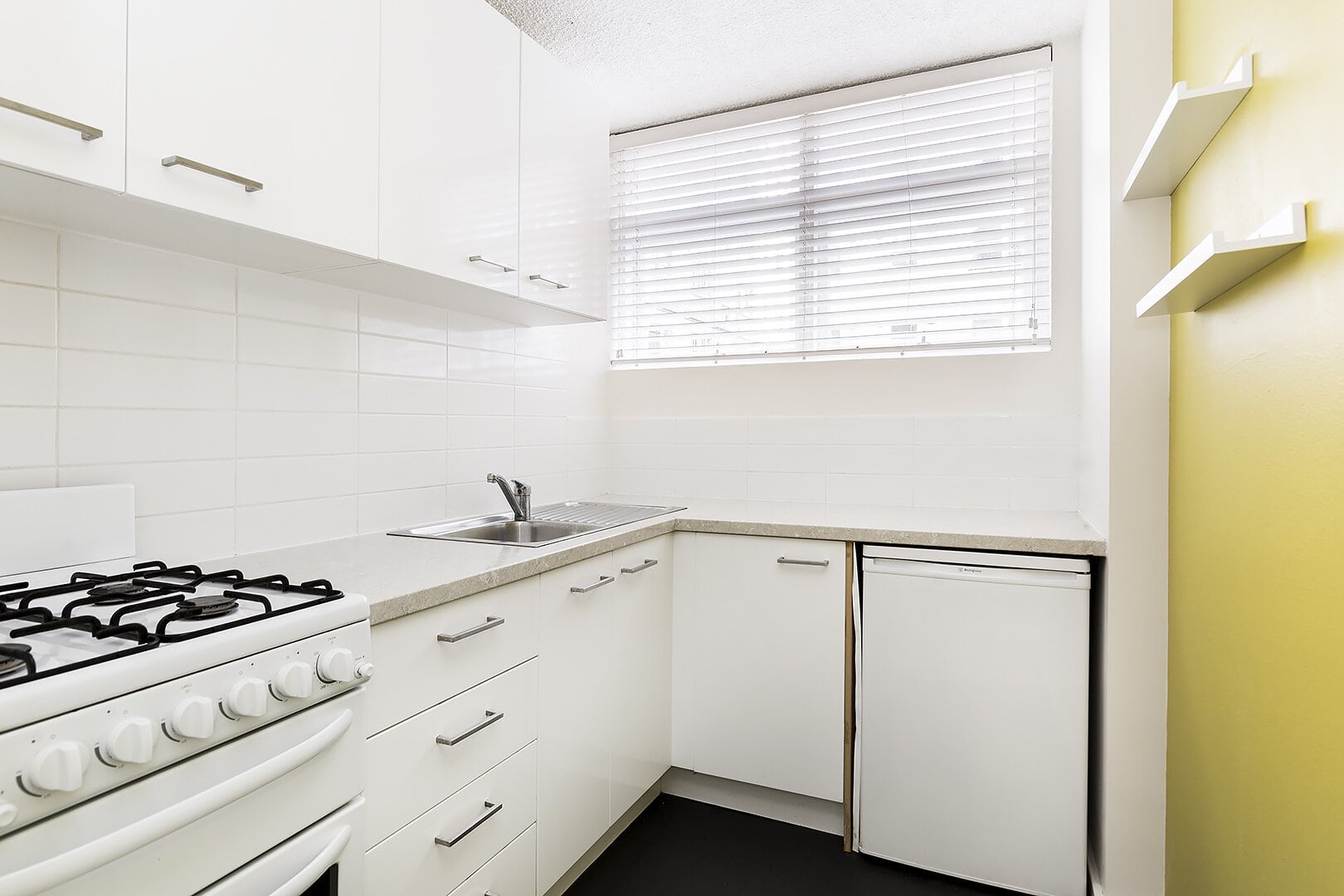 duCHATEAU | Real Estate | Surry Hills - 5-7 Esplanade - Elizabeth Bay