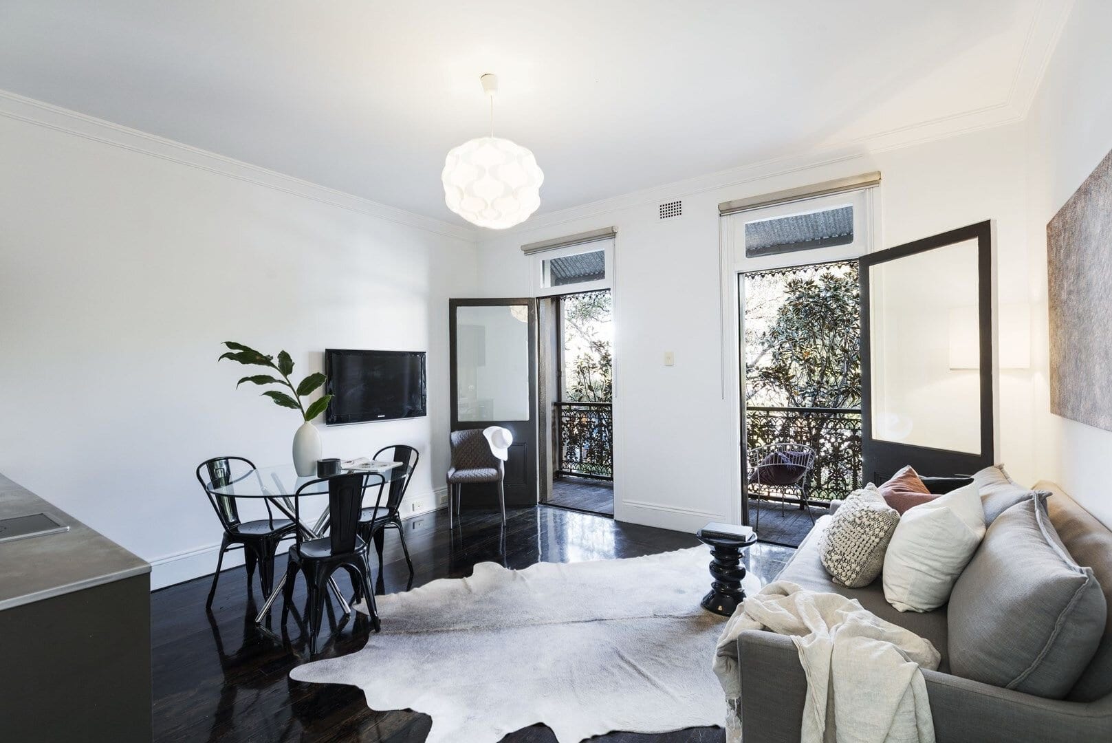 587-589 Riley Street – Surry Hills duCHATEAU | Real Estate | Surry Hills - 587-589 Riley Street - Surry Hills